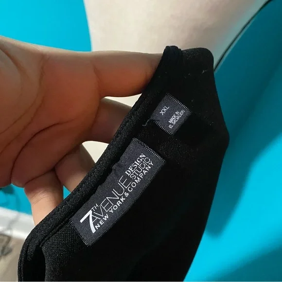 E New York & Company XXL Black Boat Neck 3/4 Floral Sleeve Top - Picture 4 of 4